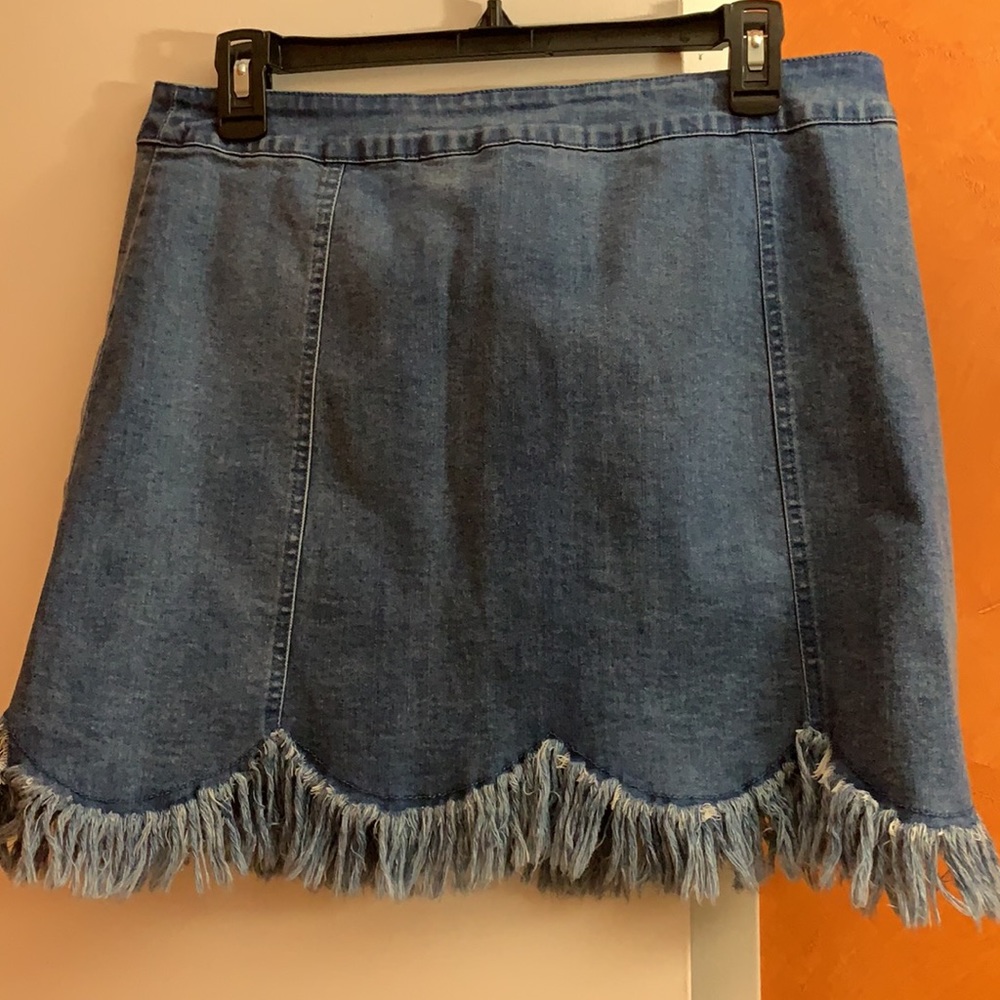 Brand New, LE LIS size L